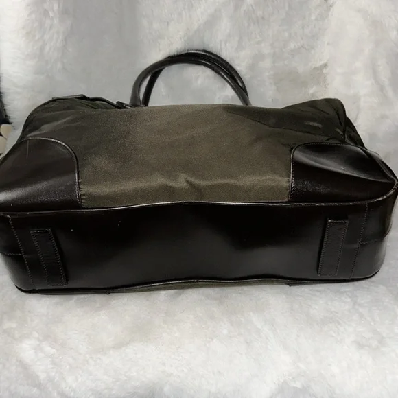 Prada Large green nylon and brown leather commuter bowling bag & lock & keys - Picture 11 of 17